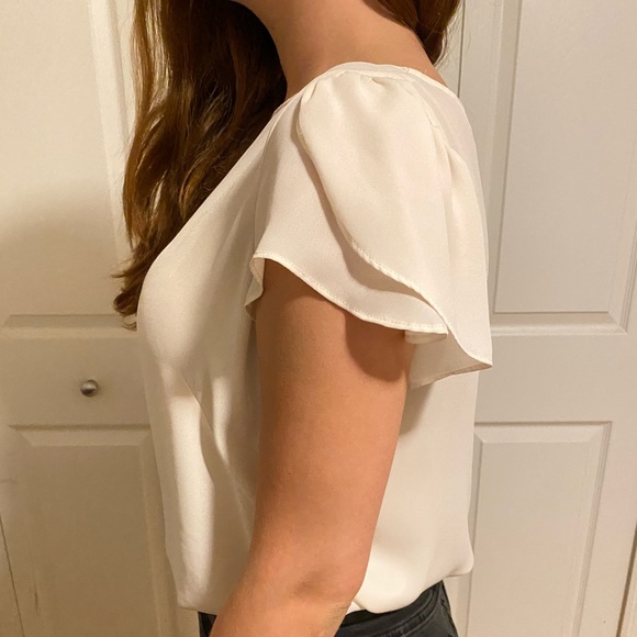 White Flutter Sleeve Blouse - Picture 3 of 3